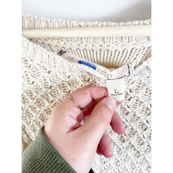 Chelsea and Violet Fringe Cream Knit Pullover Sweater Size L - Picture 6 of 7